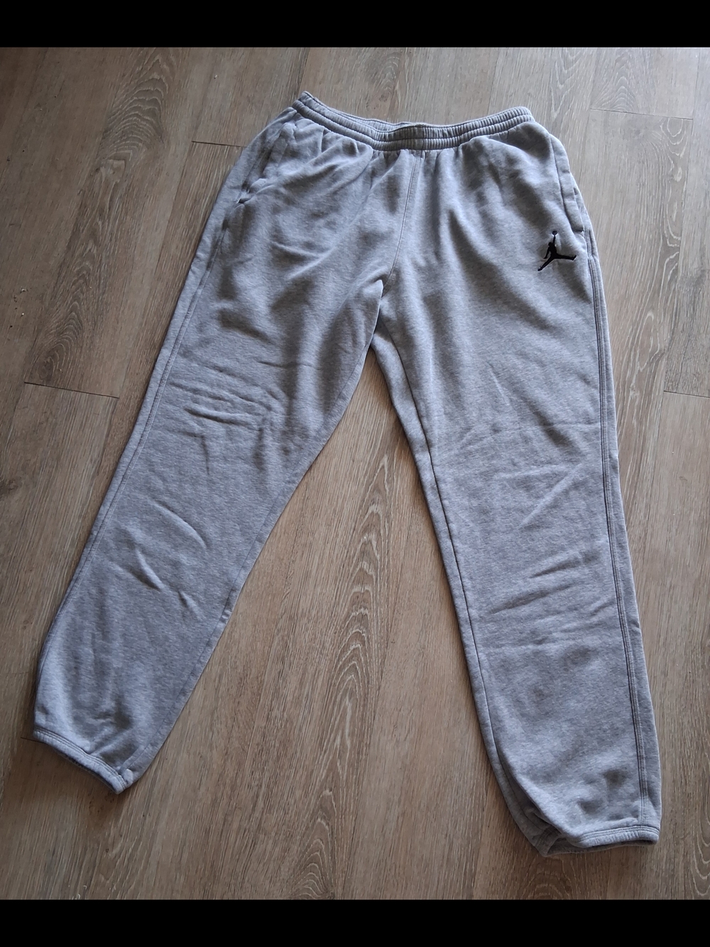 Jordan Size Large Light Gray Jogger Sweatpants with Black Jumpman